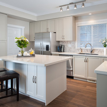 Transitional Kitchen