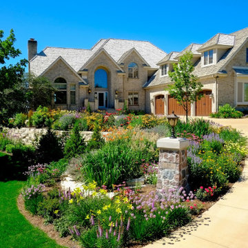 Lakeshore Living Magazine (2016)