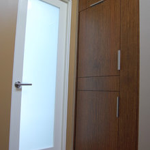 2/5 INTERIOR DOORS