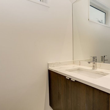 Roxana House