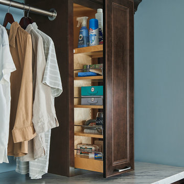 Homecrest Cabinetry: Wall Pull-out Cabinet