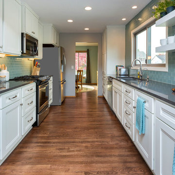 Kitchen Lives Larger in West Des Moines