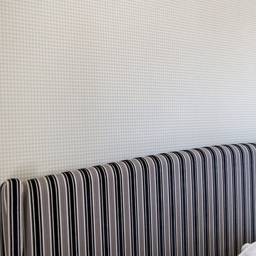 Subtle Houndstooth