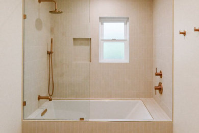 Inspiration for a bathroom remodel in Los Angeles