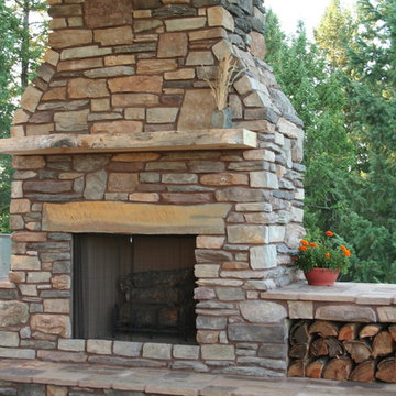 Outdoor Patio & Fireplace Remodel