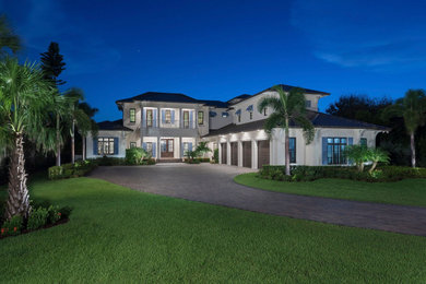 Inspiration for a mediterranean exterior home remodel in Orlando