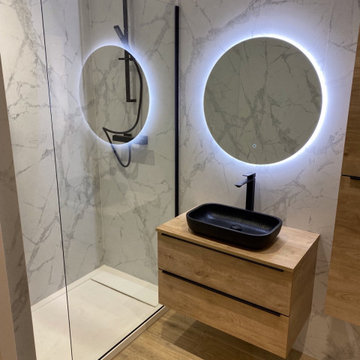 Salle de bain moderne marbre calacatta