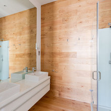 Bathrooms TH