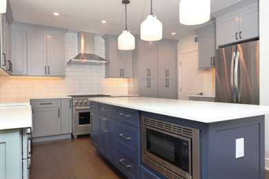 Example of a kitchen design in New York