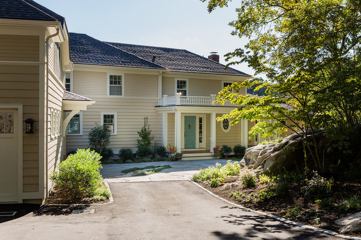 Traditional Exterior by Carpenter & MacNeille