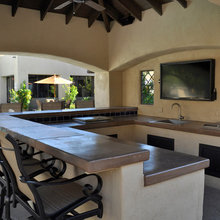 Outdoor Kitchen