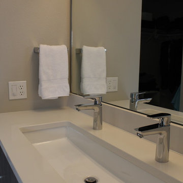 Shepard master bathroom