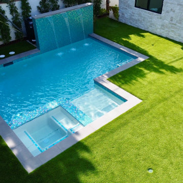 Morisson pool and spa raised wall with sheer decent