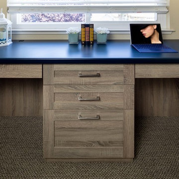 Home Office with Wall Bed in Oak Wild Synchronized Textured TFL