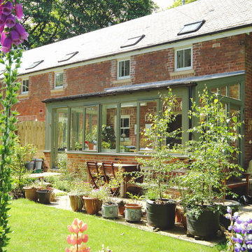 Monopitch lean to conservatory