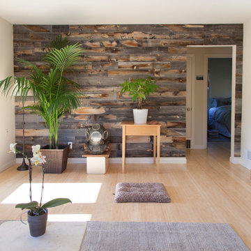 Reclaimed Weathered Wood
