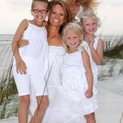 Kristin Phillips's photo