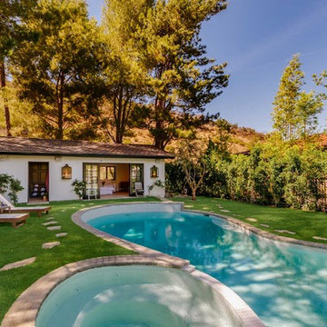 Canyon Modern