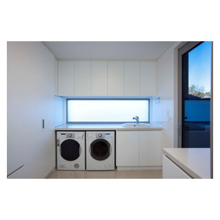 Riverview - Modern - Laundry Room - Perth - by Daniel Lomma Design ...