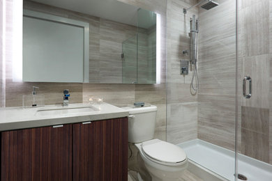 Inspiration for a modern bathroom remodel in Toronto
