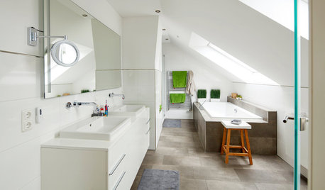 Bad mit Dachschräge: 10 Tipps für Einrichtung und Planung