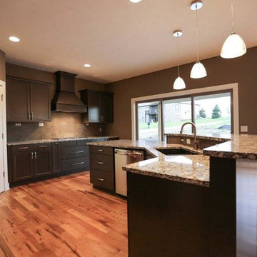 Jackson 2-story with Loft 2,706 sf