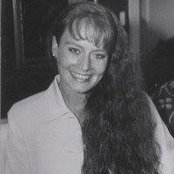 Angela Harrells foto