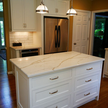 Southborough Frosty White Kitchen