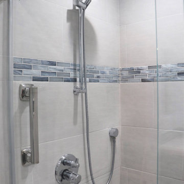 San Ramon Mater Bathroom, Front Bathroom and Bar area