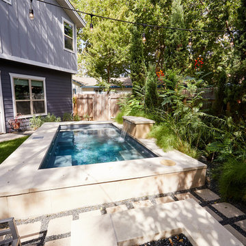 Brentwood Plunge Courtyard
