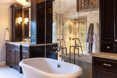 Elegant bathroom photo in Los Angeles