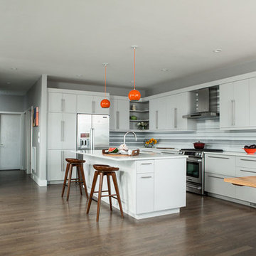Coastal Contemporary Kitchen