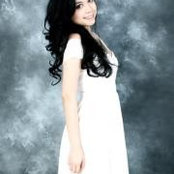 Hertika Putri's photo
