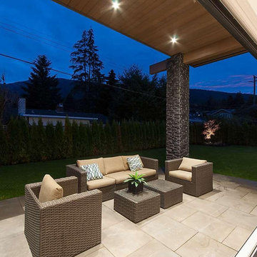 Patio - Transitional
