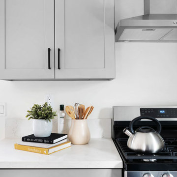 Modern Kitchen Staging