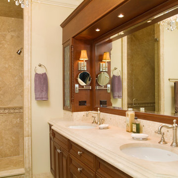 Lake Forest Spec House