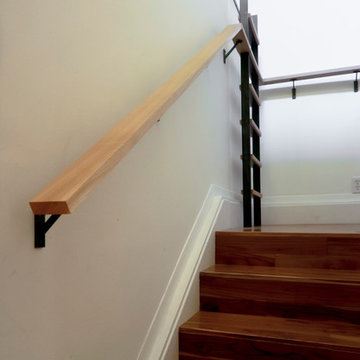 Integrated Ladder Handrail