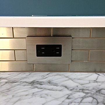 Kitchen Outlet & Tile Detail