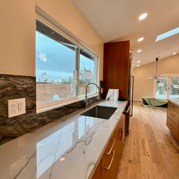 Golden Veil Kitchen