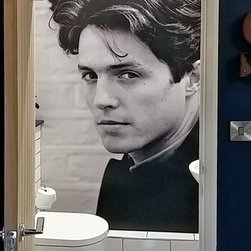 Wallpaper Mural - Hugh in the Loo - Wallpaper