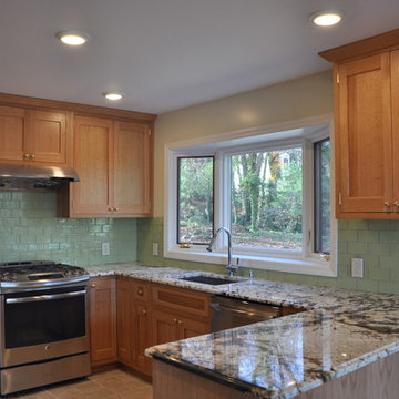 3 x 6 Glass Subway Tile color Bamboo