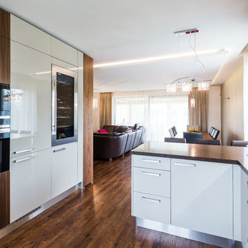 Glossy kitchen
