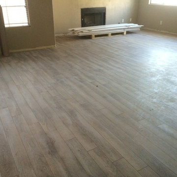 Delaware Bay Driftwood 10 mm laminate with attached underlayment