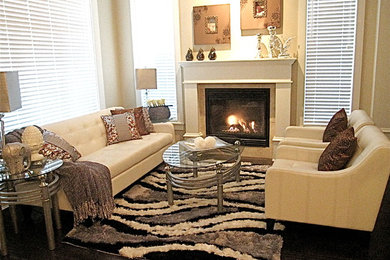 Trendy living room photo in Vancouver