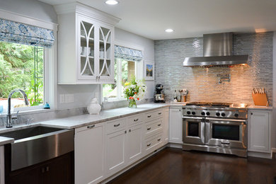 Transitional kitchen photo in Seattle
