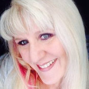 Michelle Nesbit's photo