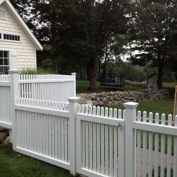 Easton Farmhouse Pool Fence