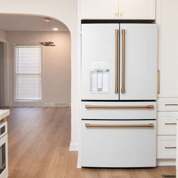 Transitional Kitchen & Bar Design Charlotte, NC