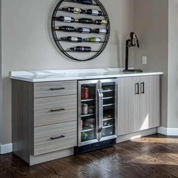 Greige Wine Bar with Calacatta Bali Quartz Countertop