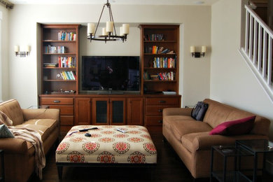 Family room - traditional family room idea in Orlando